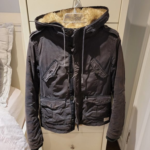 TNA Jacket - Picture 1 of 2